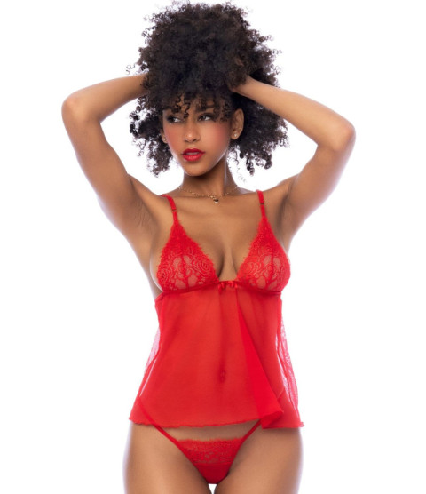 Nuisette courte rouge et string assorti 